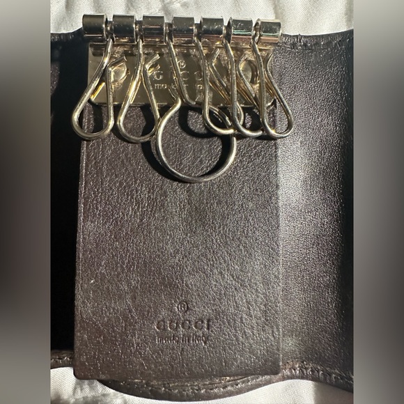 Authentic GG leather 6 key case. - Picture 6 of 8